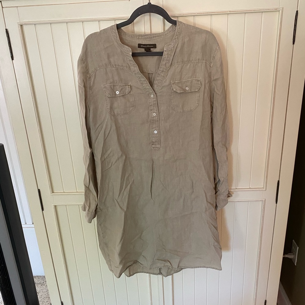 Tommy Bahama tan shirt dress. Large